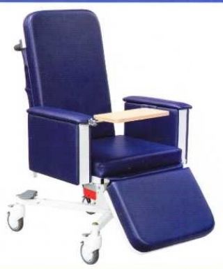 CA-008 Dialysis chair